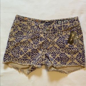 Women’s Miss Me shorts MSRP $89